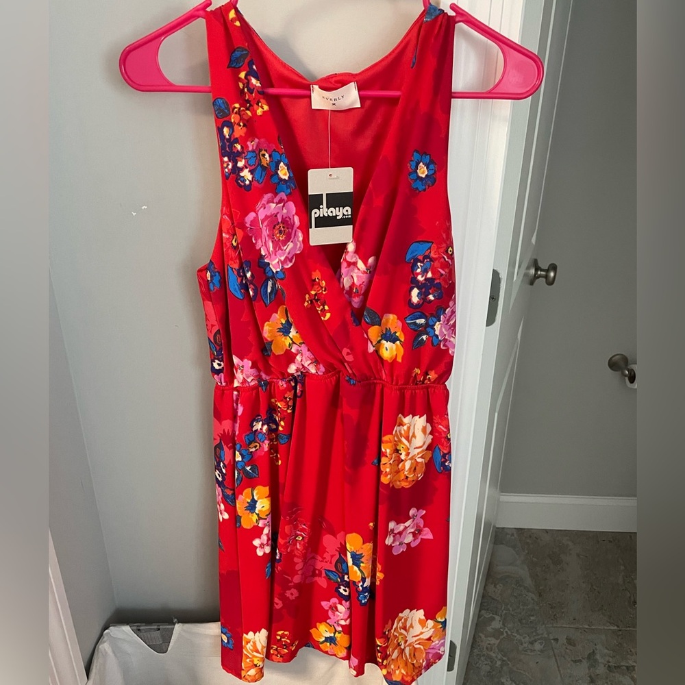 New with tags everly dress